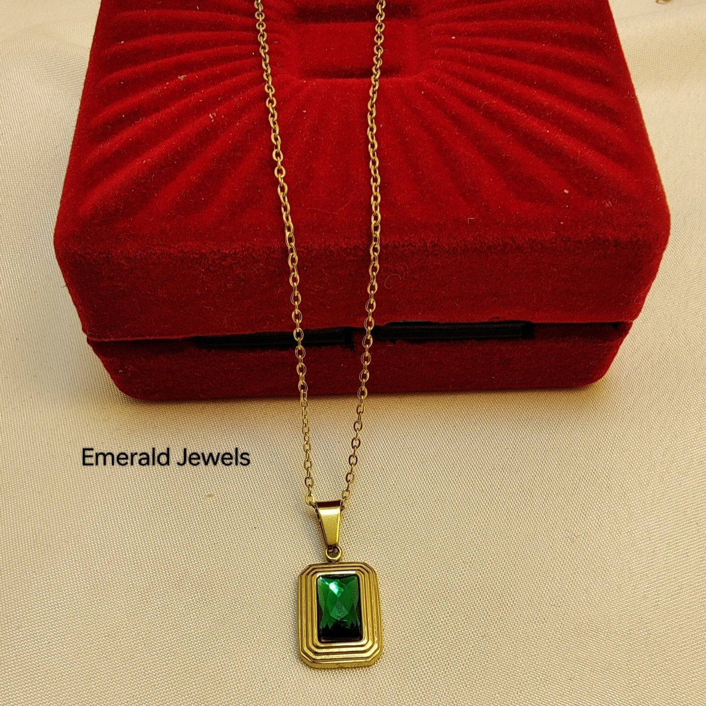 Green Stone Necklace