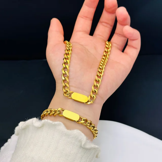 Beautiful Bracelet with Gold Chain