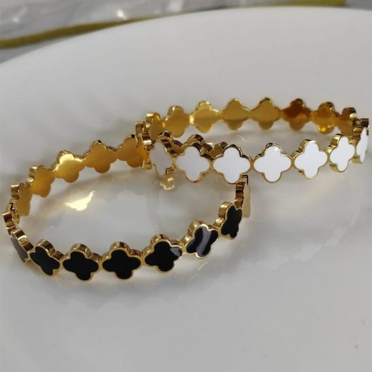 Leaf Clover-Flower black&white Bracelet  (K7)