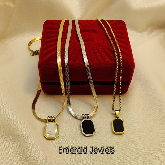 Luxury Rectangle Pendant Gold Snake Chain (N8)