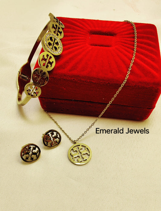 Tory Ful set With Bracelet Necklace Ring and Earing
