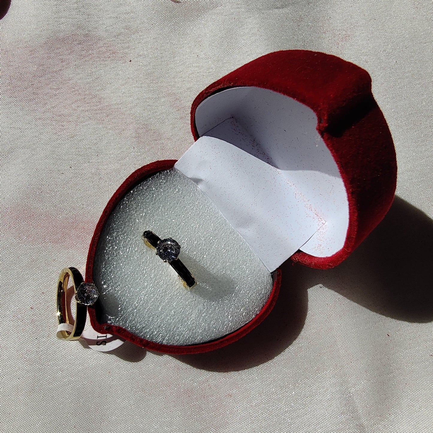 Beautiful Daimond Ring